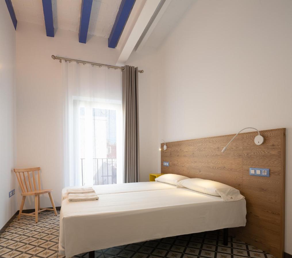 Tgna Cervantes 8 Tarragona Exterior photo