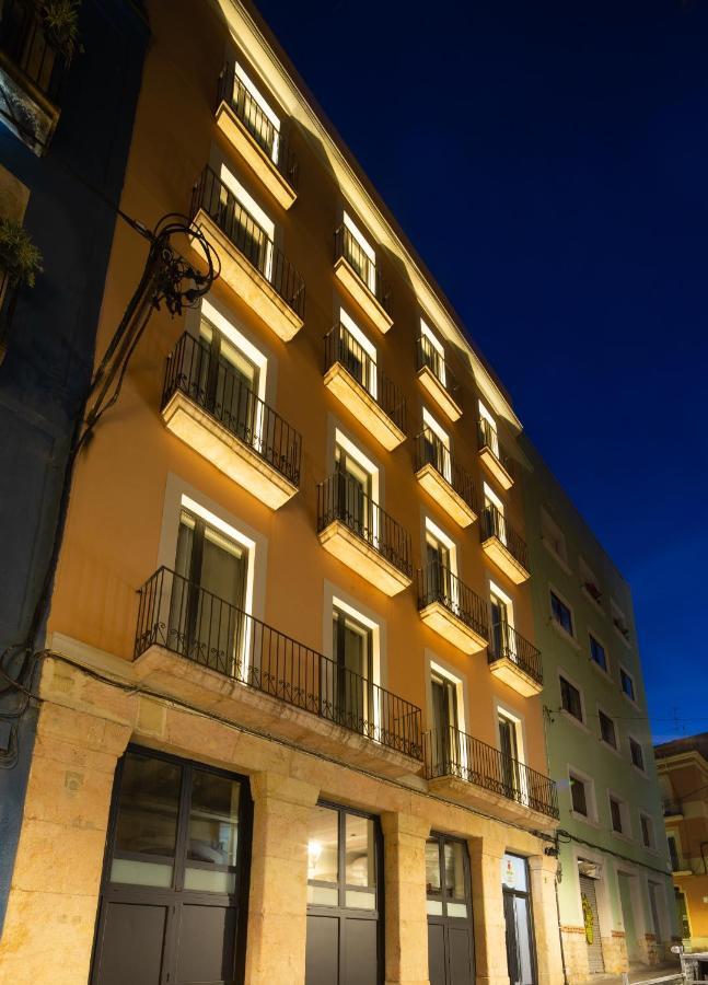 Tgna Cervantes 8 Tarragona Exterior photo