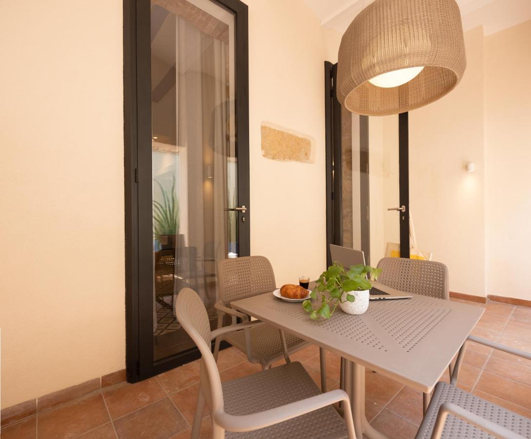 Tgna Cervantes 8 Tarragona Exterior photo